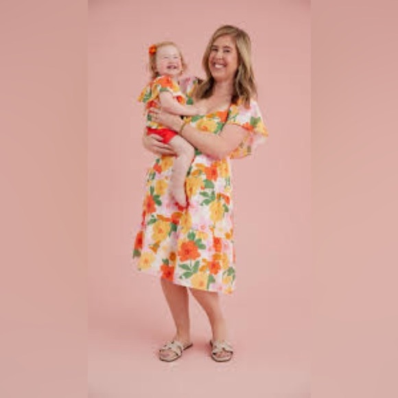 Tullabee Women’s Flutter sleeve Dress, Sz S, Sweetheart Neckline, Orange Floral - Picture 1 of 10